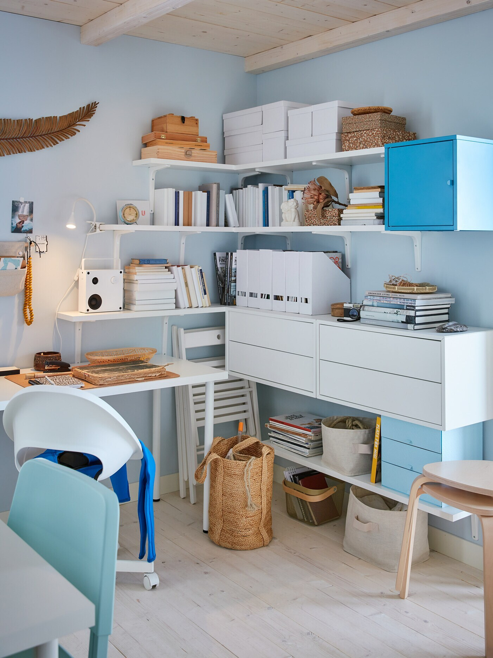 Настенная полка с кронштейном IKEA BERGSHULT / TOMTHULT, Белый,120х20 см