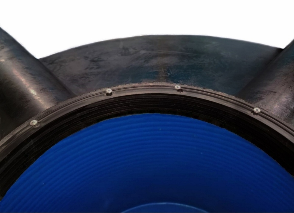 Емкость Ц3000-2СТ Хромов 3000 л. вертикальный (1620x1620x1770см;черный) - арт.560949