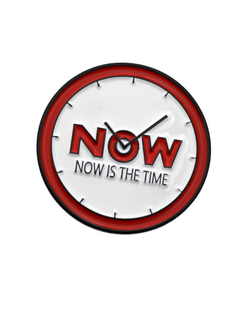 Металлический значок "Время действовать Now"