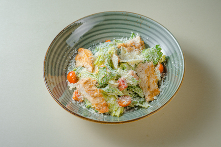 Цезарь с курицей