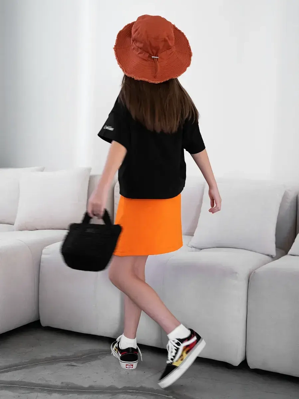 Костюм летний для девочки с юбкой