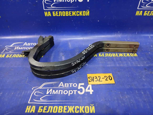 Петля багажника TOYOTA CAMRY 1991