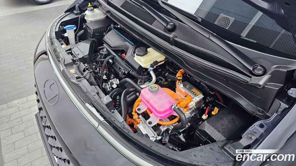 Hyundai Staria HEV 1.6 Lounge 7-и местный (04.2024)