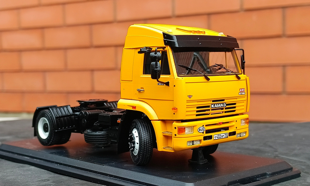 Краска лаковая HobbyLink RAL-1033 Dahlia Yellow HP-8506