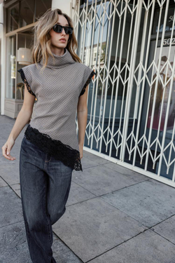 ZARA ДЛИННЫЙ АТЛАСНЫЙ ТОП С БАХРОМОЙ, ЧЕРНЫЙ