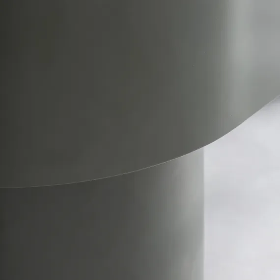 Современный шкаф Saxby