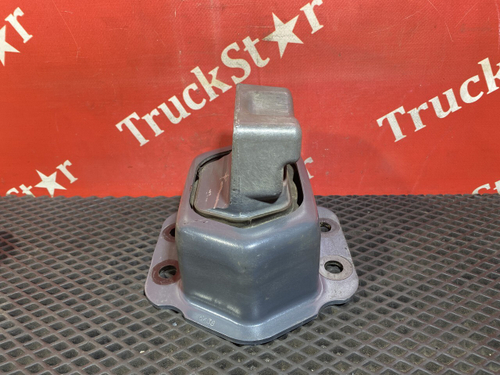 Подушка двигателя задняя 2018г.