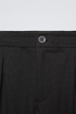 ZARA БРЮКИ С ЗАЩИПАМИ, СЕРЫЙ