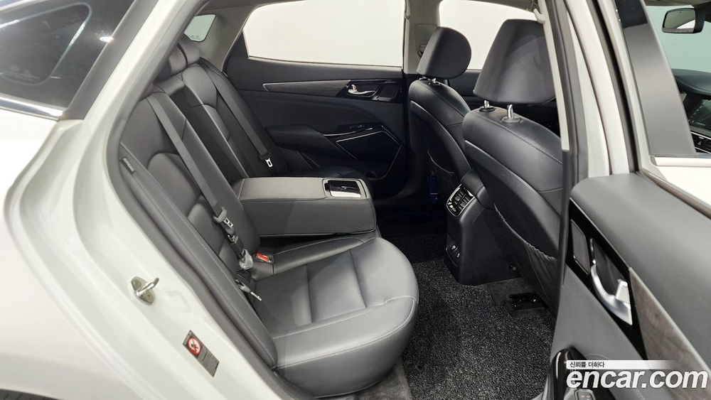Kia K7 (Cadenza) Premier 2.5 GDI Prestige (09.2019)