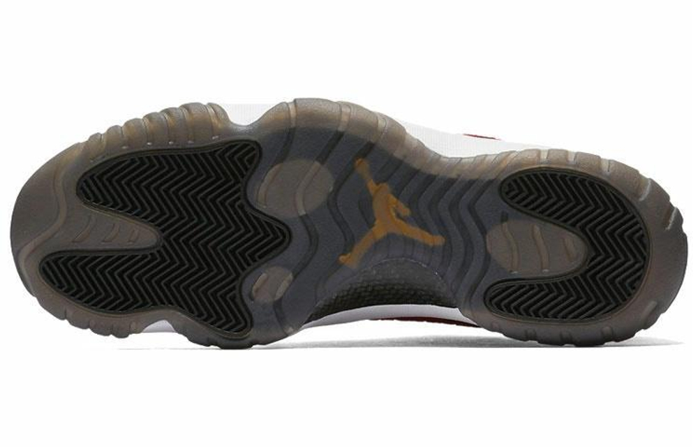 Кроссовки Jordan Future Low Red