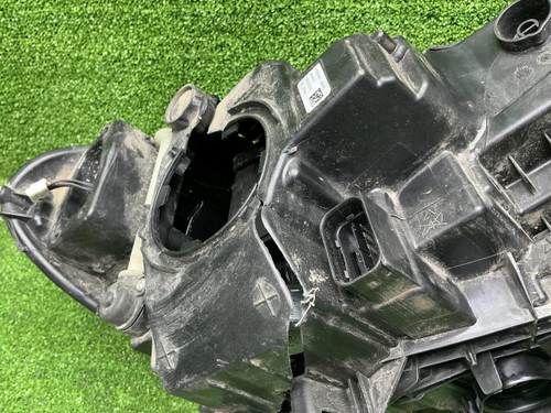 Битая Фара левая BMW 5er G30 (17-20) Adaptive LED