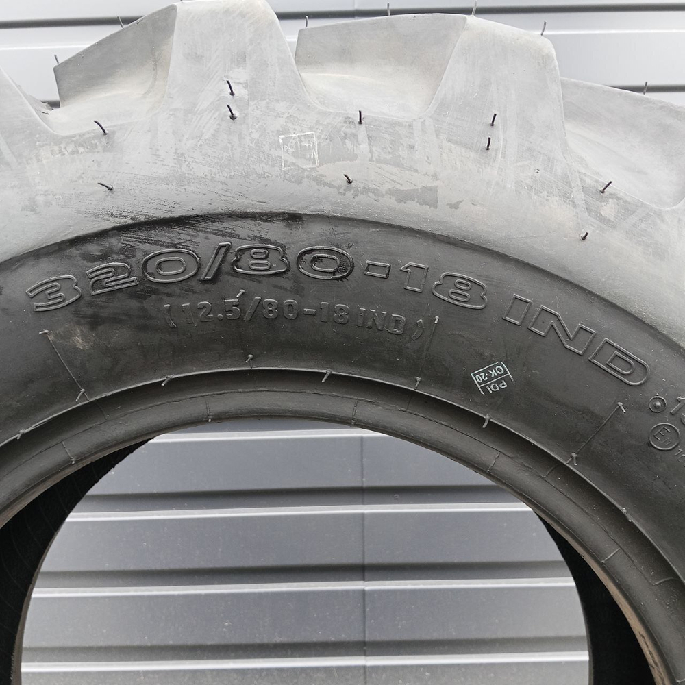 Шина пневмо 12.5/80-18 Galaxy Sup Ind Lug TL 12 PR