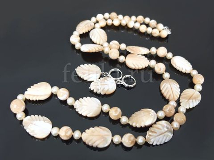 бусы из перламутра и жемчуга