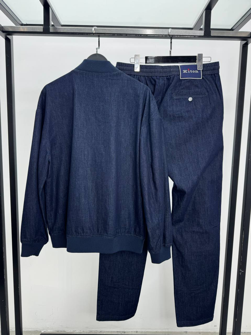 Джинсовый костюм Kiton