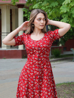 Платье с навесными петлями