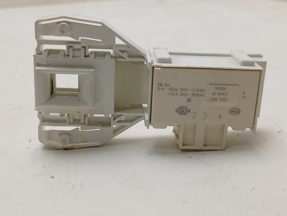 EWUC4105 кт43 Блокировка люка для стиральной машины Indesit С00297327 б/у
