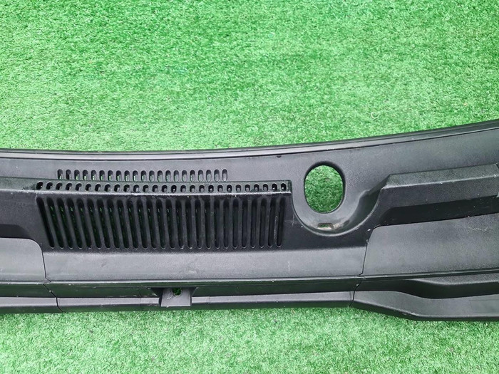 Жабо Geely Coolray (2019-2024)