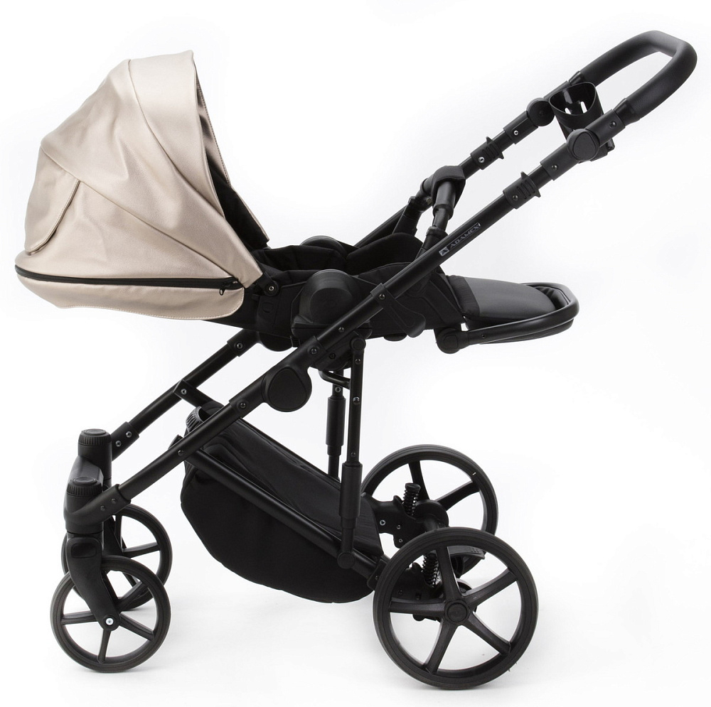 Детская коляска Adamex Zico Deluxe New 3 в 1 ZN-SM6 (БЕЖЕВАЯ ПЕРЛ. КОЖА)
