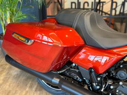 STREET GLIDE SPECIAL, 2024 (Whiskey Fire/Black Trim