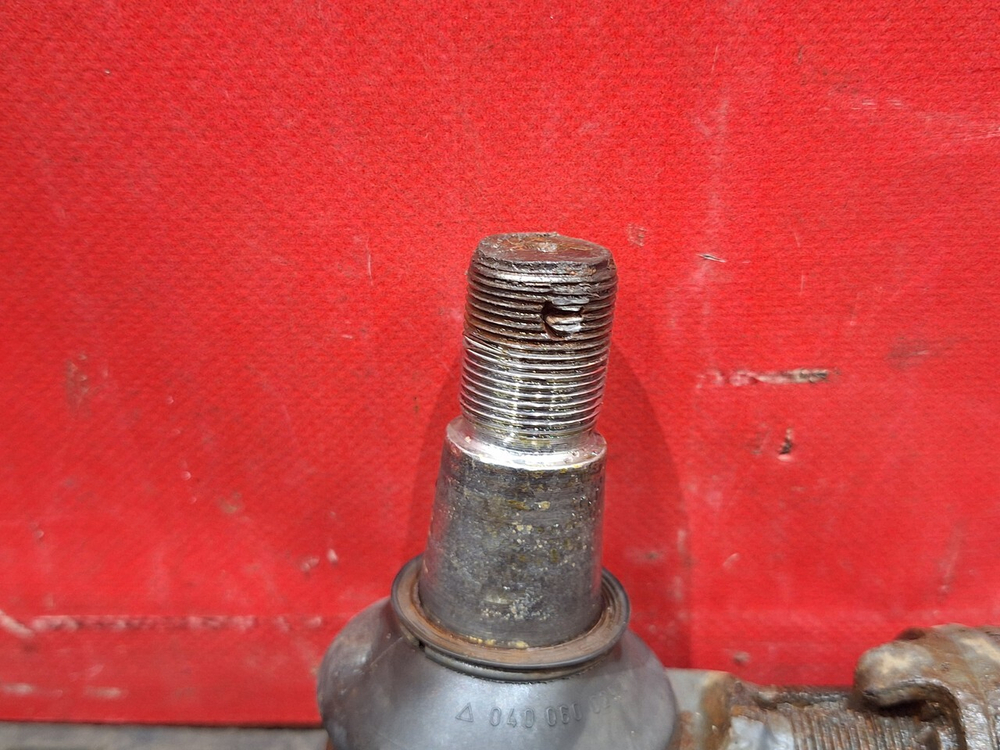 Тяга рулевая поперечная