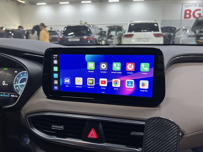 Магнитола для Hyundai Santa Fe 4 2018-2021 - Canbox H-Line 0420 монитор 12.3" QLED в стиле BMW на Android 10, Быстрая, ТОП-процессор, CarPlay, 4G SIM-слот