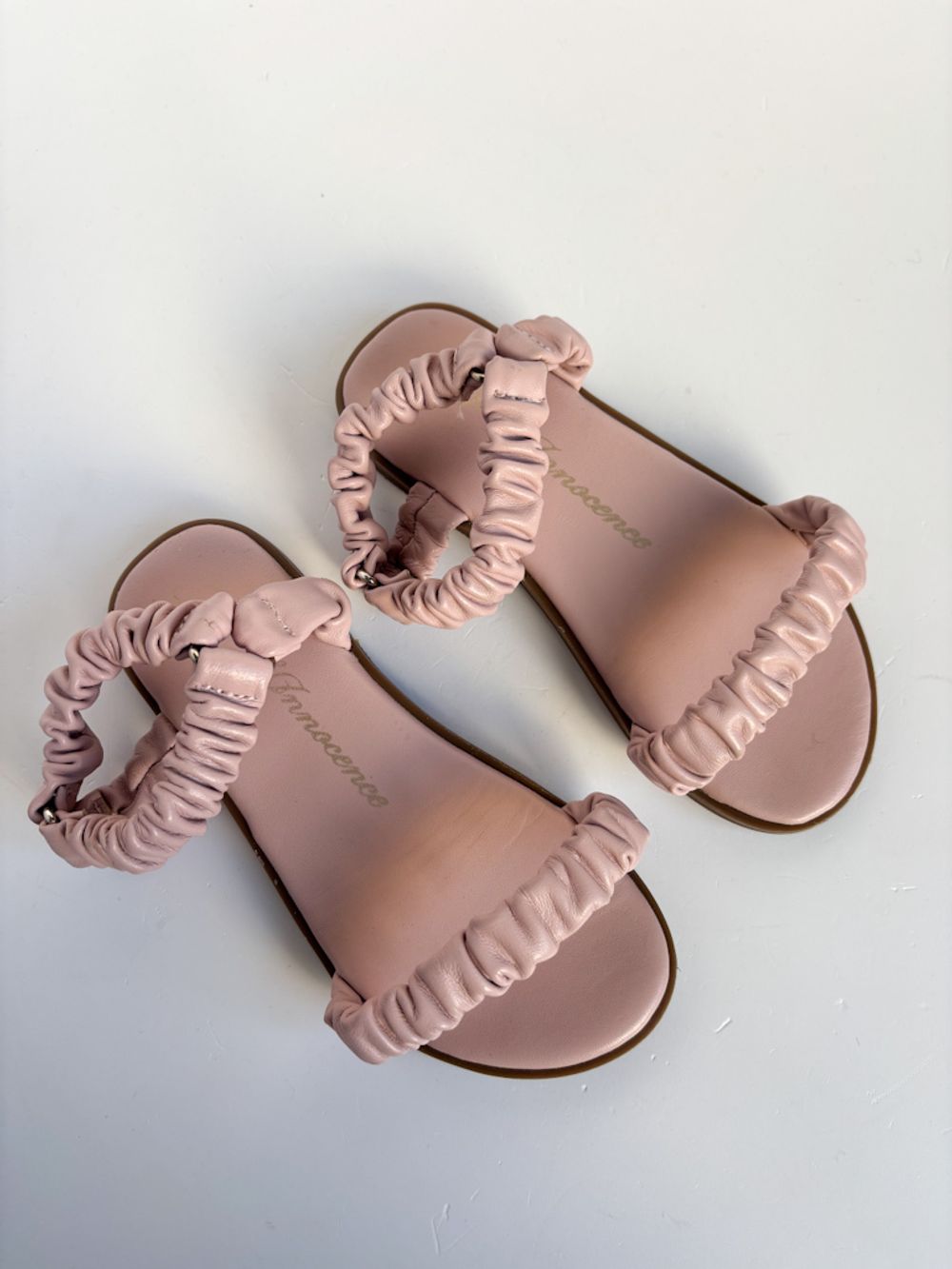 Кожаные босоножки Age of Innocence, 27