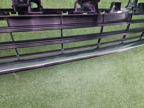 Решетка переднего бампера Haval Jolion (2021-2024)