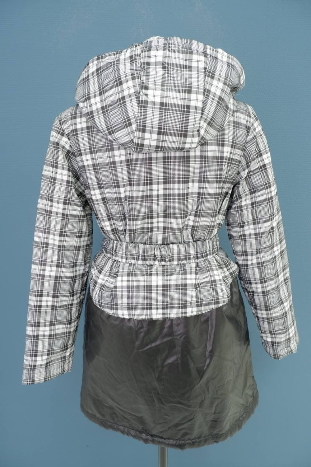 Пальто для девочки Ti-Max на 11 лет, новое