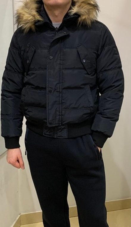 Стильная мужская короткая куртка-парка на синтепоне