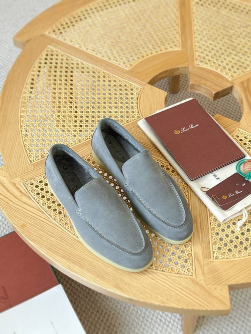 Лоферы Loro Piana Summer Walk с мехом