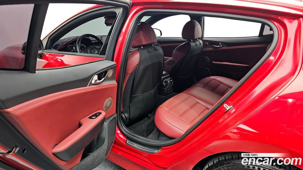 Kia Stinger 3.3 Turbo AWD (04.2020)