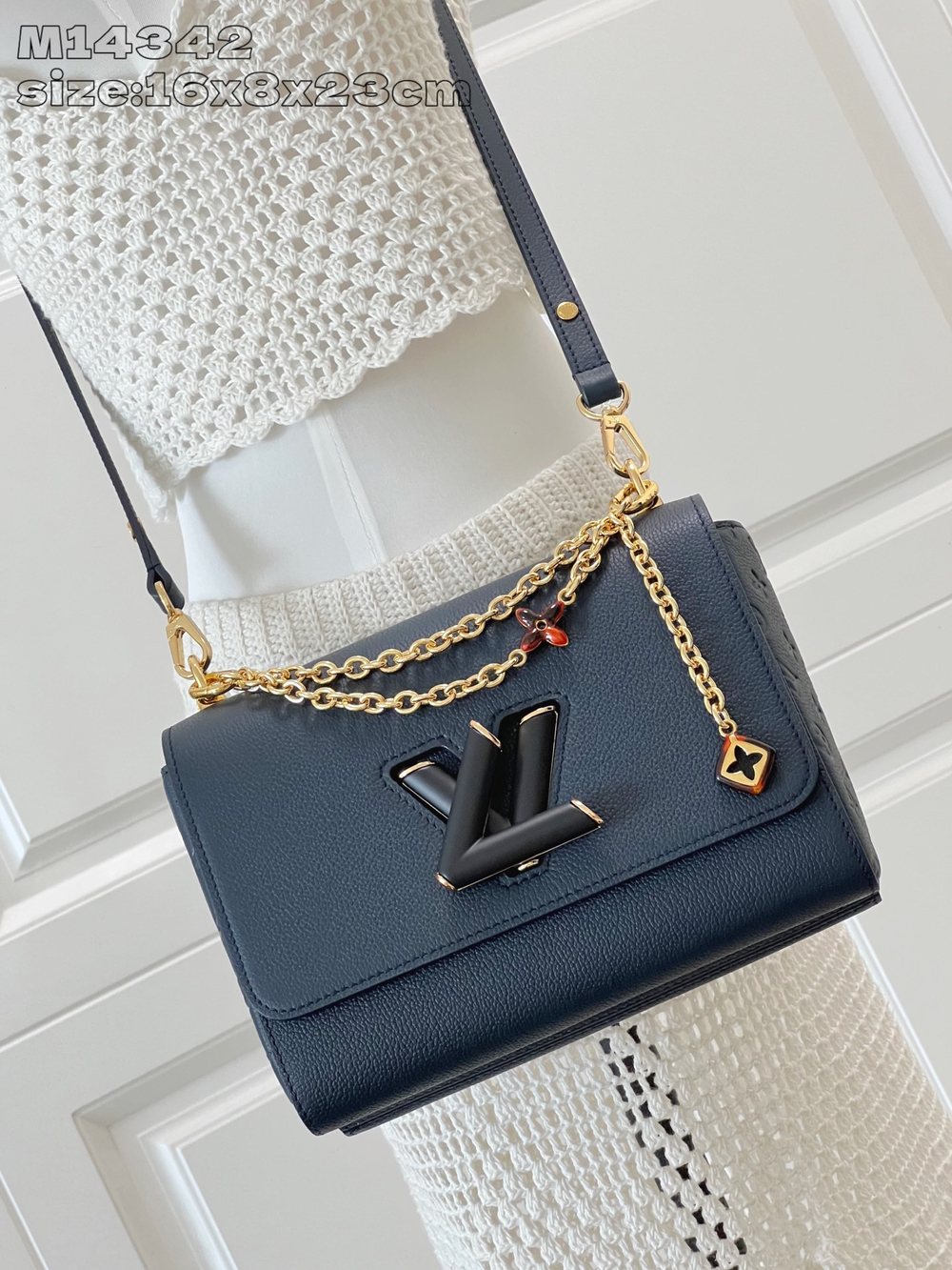 Louis Vuitton Twist MM Slim