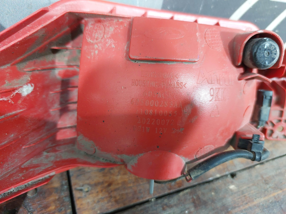 ПТФ задний правый Chery Tiggo 7 Pro 20-нв Б/У Оригинал 605000283AA