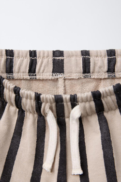 ZARA БРЮКИ ИЗ МЯГКОЙ ТКАНИ В ПОЛОСКУ С ПРЯМЫМИ ШТАНИНАМИ, ПЕСОЧНЫЙ/ЧЕРНЫЙ