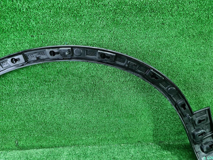 Расширитель передний правый Volvo XC40 (2017-н.в.)