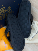 Шлепанцы Louis Vuitton