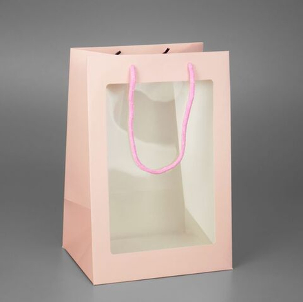 Пакет картонный с окном и ручками 30*20*15 см, розовый