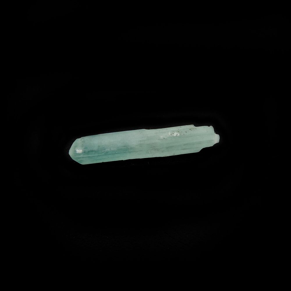 Турмалин индиголит кристалл 0,4