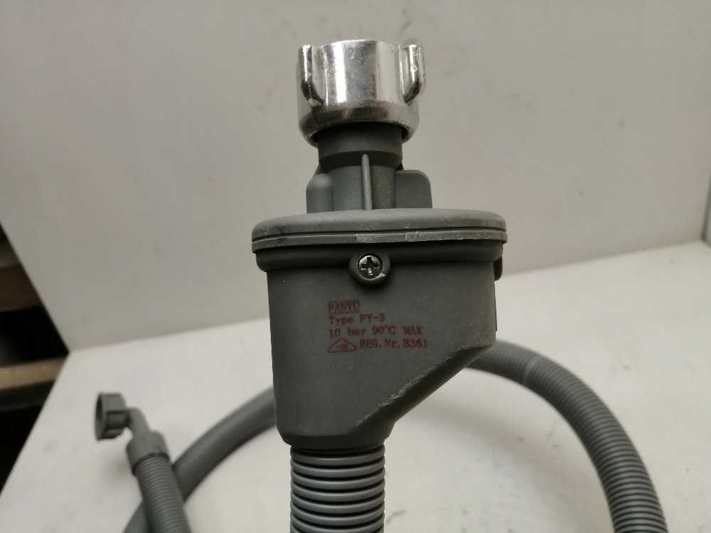 CDI9P50-40 ктп13 Шланг заливной для посудомоечной машины Candy CDI9P50-40 б/у