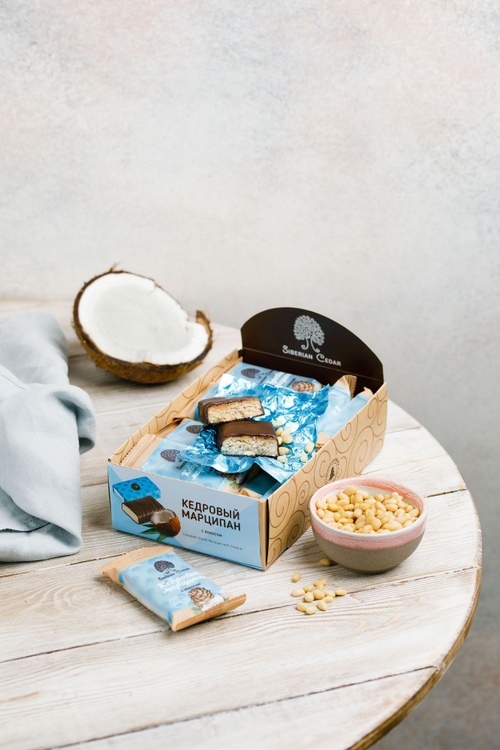 Кедровый марципан с Кокосом / шоу-бокс / 18 шт / 720 г / ТМ Сибирский кедр