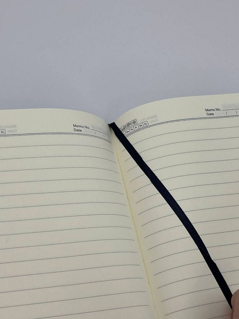 Блокнот А5 100 л. линейка на магнитной кнопке темно синий (201688323-2)