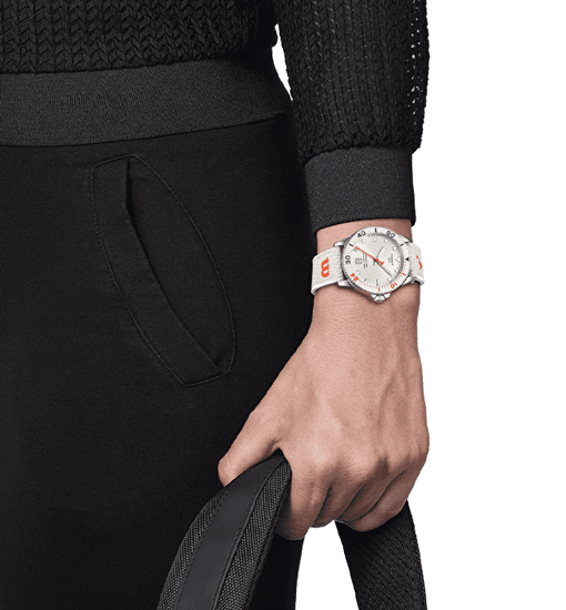 Женские часы Tissot Seastar Wilson Wnba T120.410.17.011.00