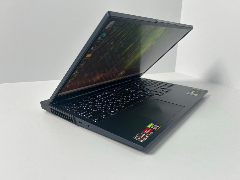 Ноутбук Lenovo Legion 5 15ACH6H (82JU005DRK) 15.6"/AMD Ryzen 5 5600H/RAM 16GB/SSD 1024GB/GeForce RTX 3070 8GB/1920*1080/IPS 165hz/DOS/Подсветка кл-ры: LED/черный. Состояние: C1