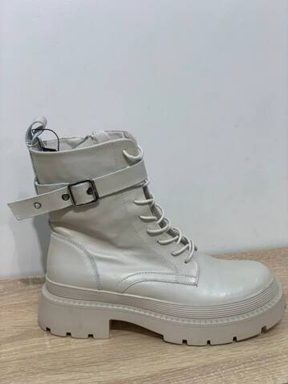 Ботинки из натуральной кожи