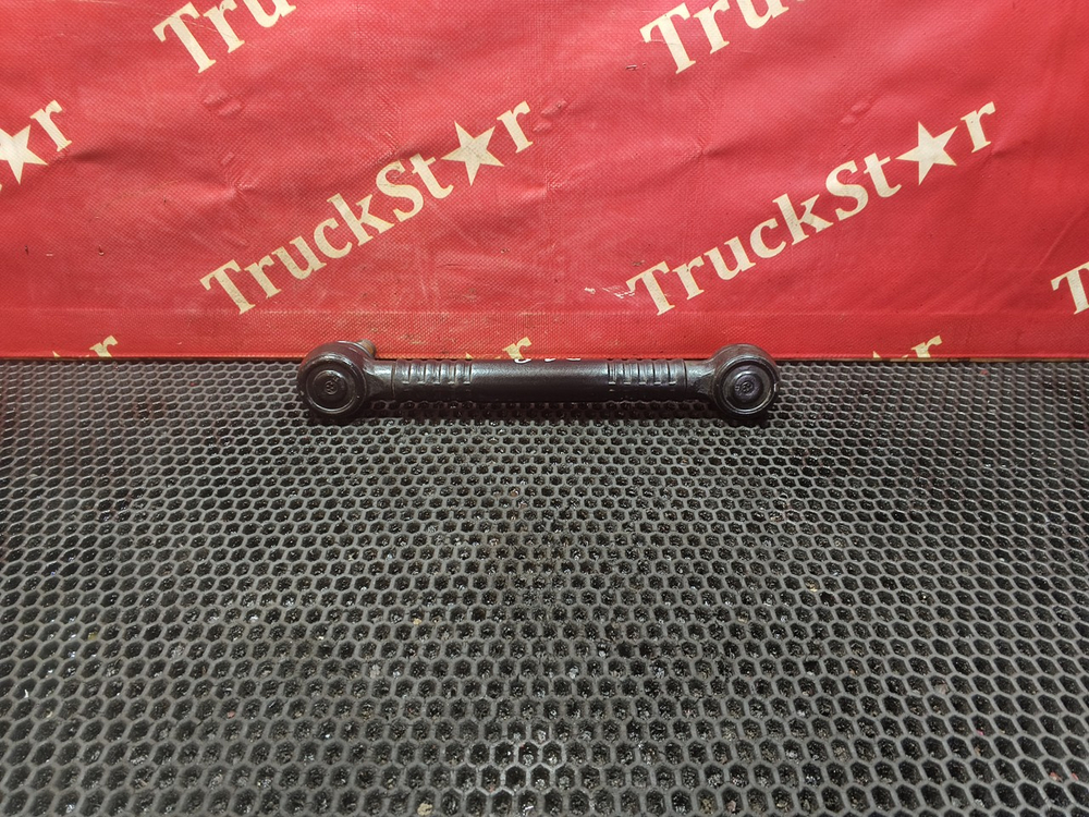 Стойка переднего стабилизатора