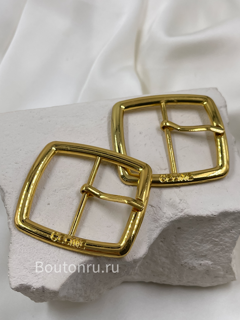 Пряжка Сел. золотая 35 мм