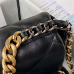 Chanel 19 26 cm