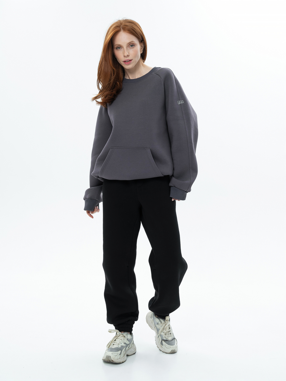 Свитшот oversize с карманом из футера