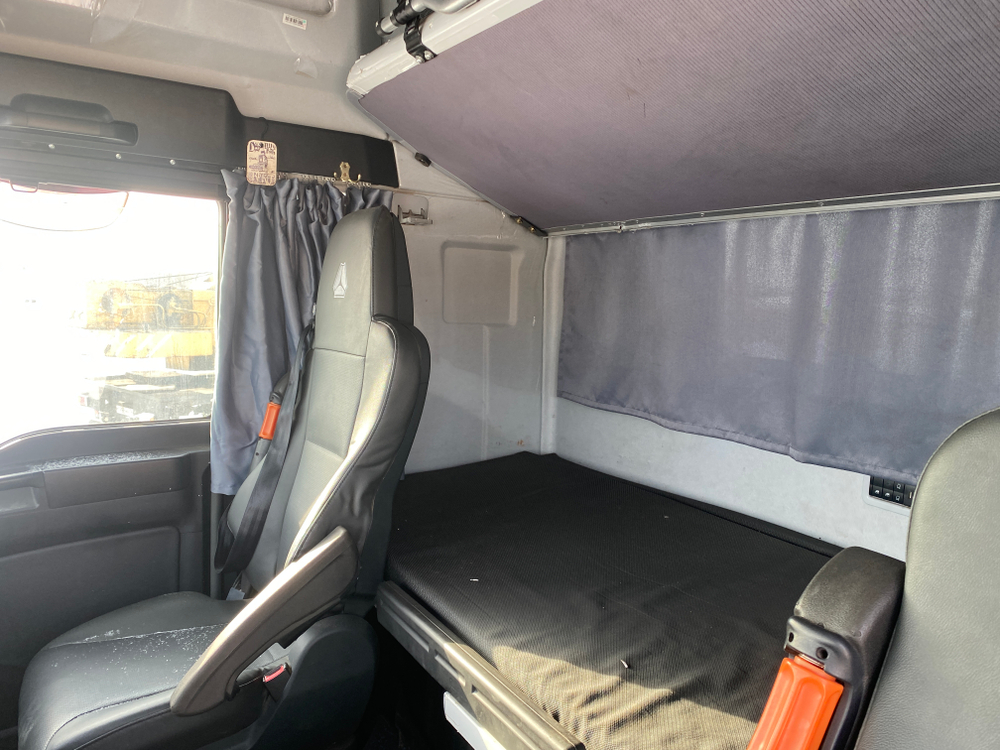 SITRAK C7H 6x4 Седельный тягач ZZ4256V324HF1B (Дизельный, 12,4 л, 484 л.с., АТ)