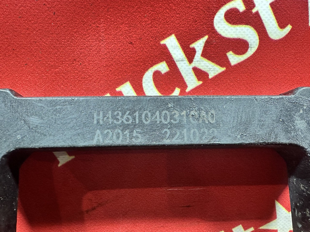 Кронштейн ящика АКБ 2023г.